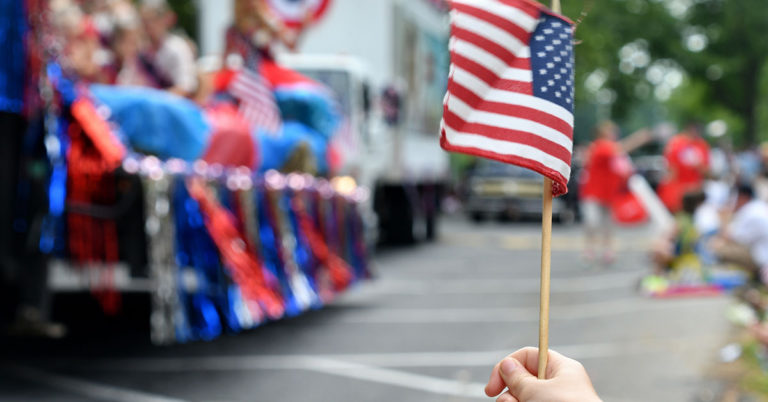 15 Things to Never Do in the United States, According to Americans - Featured image