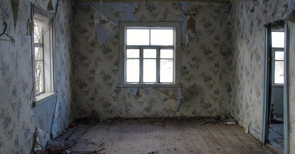 Grandson Flips His Grandfather’s 200-Year-Old Cottage Into Stunning New Home - Featured image