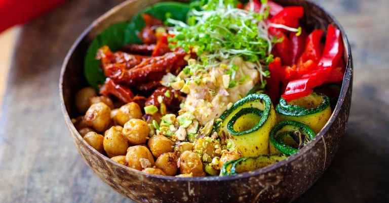 35-year-old Man ‘Who Looks Like a Teenager’ Reveals Secrets to Staying Young - Featured image