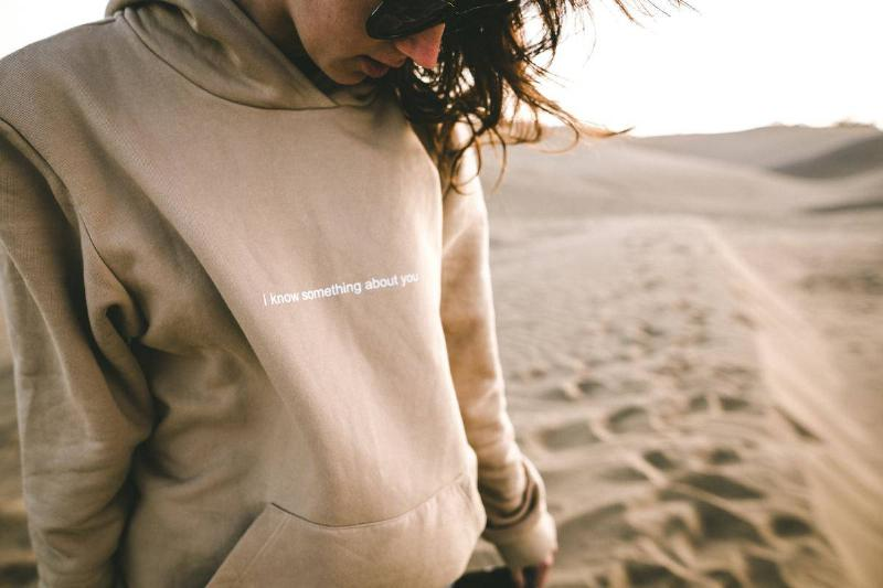Some people might think throwing on a hoodie or a large t-shirt might make them look smaller, but in fact, the opposite is true.