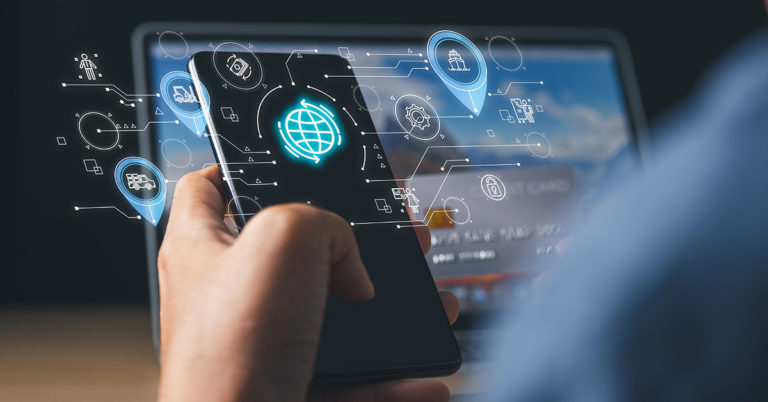 Father Tracks His Two Teen Daughter’s Phones After Not Hearing From Them – Only to Make a Heartbreaking Discovery - Featured image