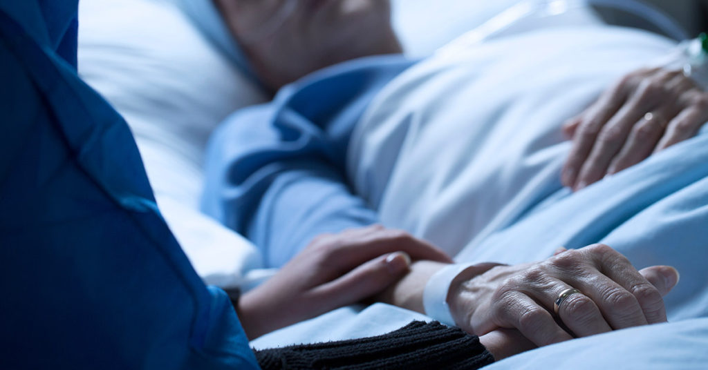 Just Before Her Mother Died, She Said Only 6 Words. They Would Not Only Make Her A Better Mother, But Change Her Life Forever - Featured image