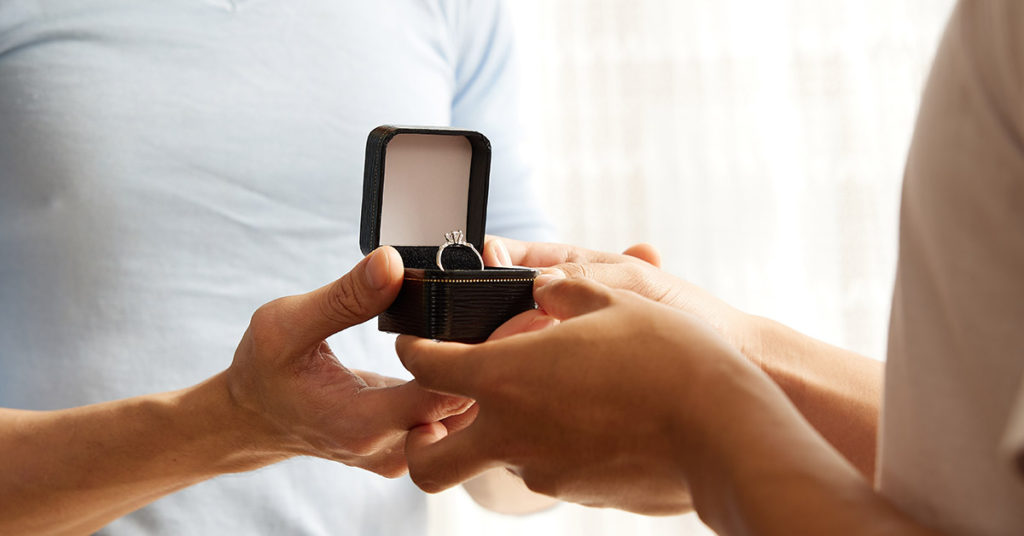 Do’s & Don’t for Supporting Women Experiencing Intimate Betrayal - Featured image