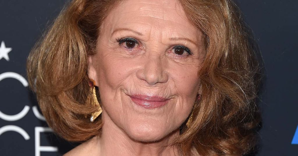 Iconic 1970s Sitcom Star and Tony Away Winner Looks Unrecognizable At 86. Do You Know Who She Is? - Featured image