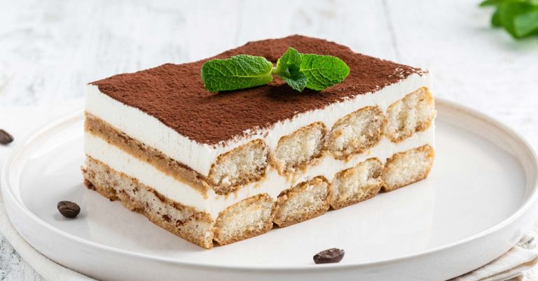 Why You Should Never Order Dessert at a Restaurant Again - Featured image