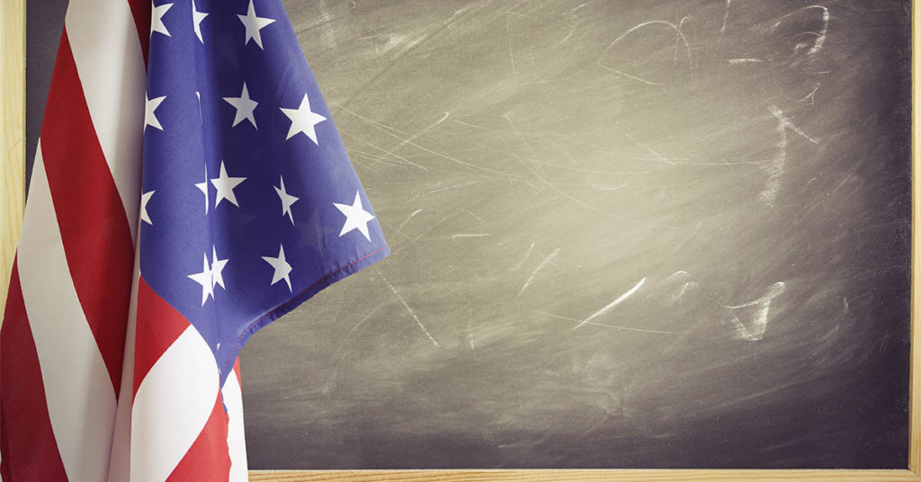 20+ Differences Between Schools in Canada and The U.S. That People Have No Idea About - Featured image