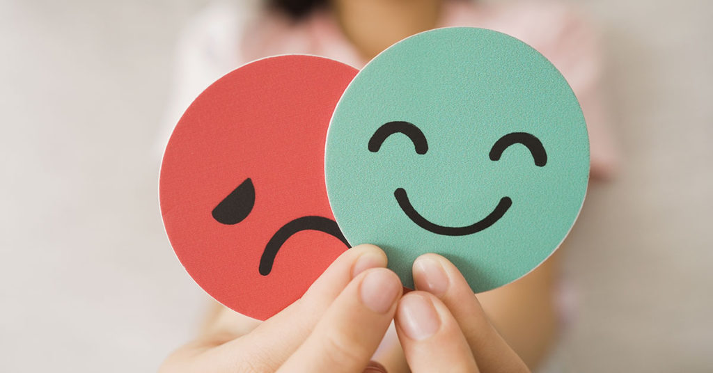 People Who Act Nice But Are Actually Mean Display These 10 Subtle Behaviors - Featured image