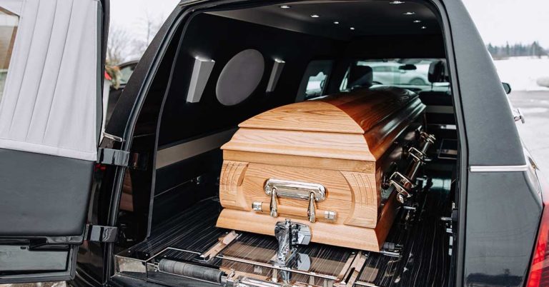 12-Year-Old Girl Sends Heartbreaking Text Before Taking Her Own Life - Featured image