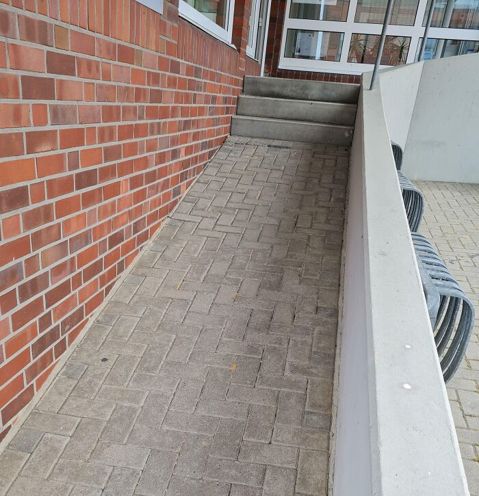 handicapped-accessible ramp in Germany 