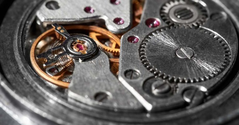 9 Types of Antiques That Will Only Grow In Value According to Designers - Featured image