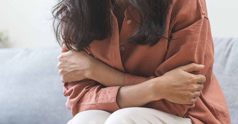 Woman’s Husband Went For Swim. After He Returned Home, Her ‘Entire World Collapsed’ - Featured image