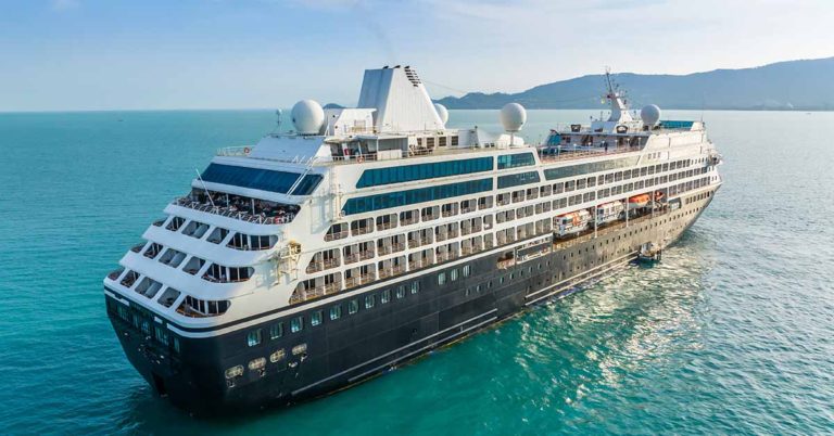 Top 10 Cruises You Don’t Need Your Passport For - Featured image