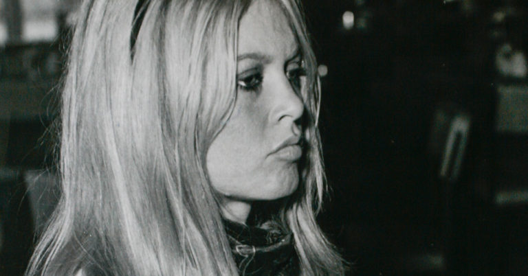 Timeless Stars: A Tribute To Celebs That Stole Our Hearts - Featured image