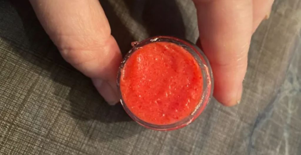 A jar of DIY lipgloss.