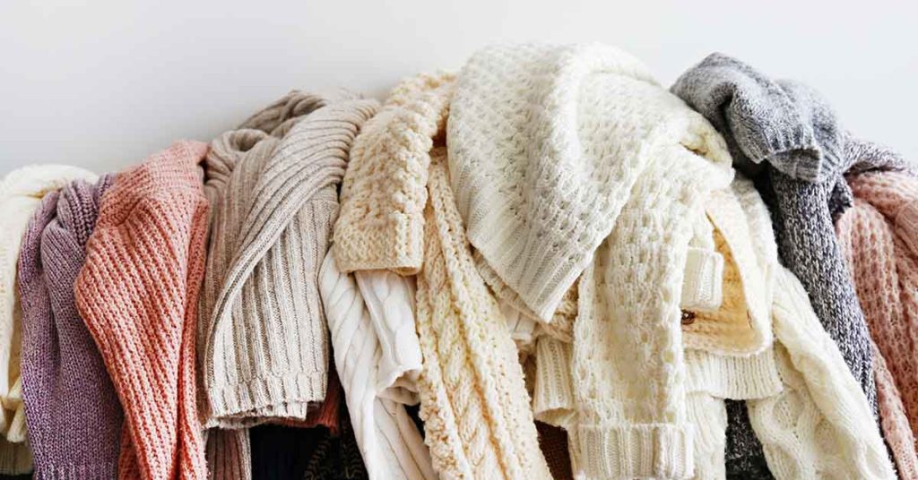  10+ Clothing Items You Must Toss Today - Featured image