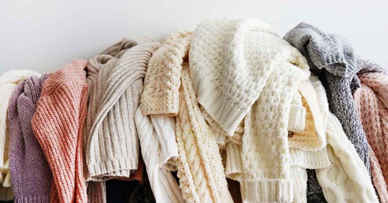  10+ Clothing Items You Must Toss Today - Featured image