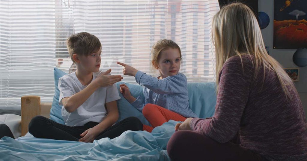 Why Do Adult Siblings Drift Apart and Stop Speaking? The Psychology of Sibling Rivalries Explained. - Featured image