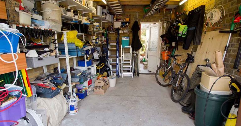 50 Things You Should Toss To Truly Declutter Your Home - Featured image