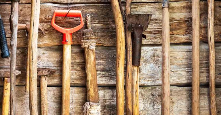 8 Classic Tools Homeowners Are Desperate to Rediscover - Featured image