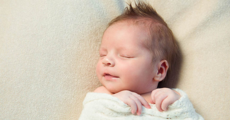 I Was a Surrogate for My Sister & Her Husband – But The Baby Didn’t Turn Out How We Expected – A Short Story - Featured image