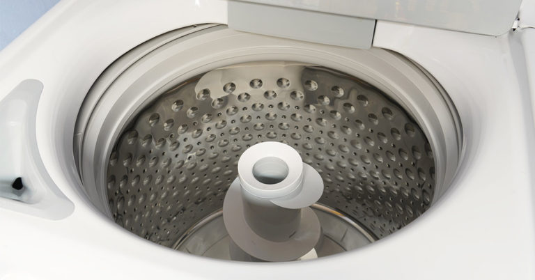 8 Reasons You Should Buy a Top-Load Instead of a Front-Load Washer - Featured image
