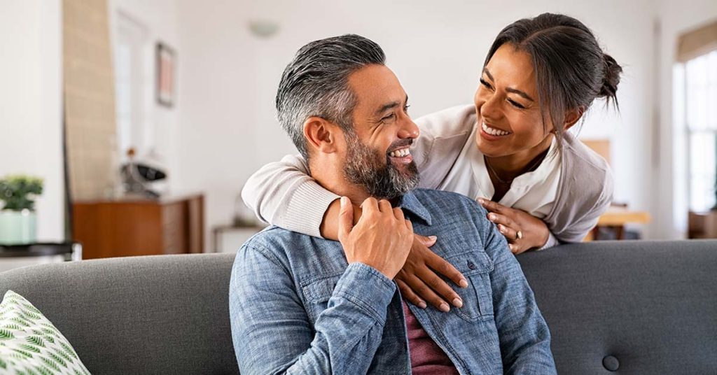 5 Key Qualities Wives Desire Most in Their Husbands, According to Experts - Featured image