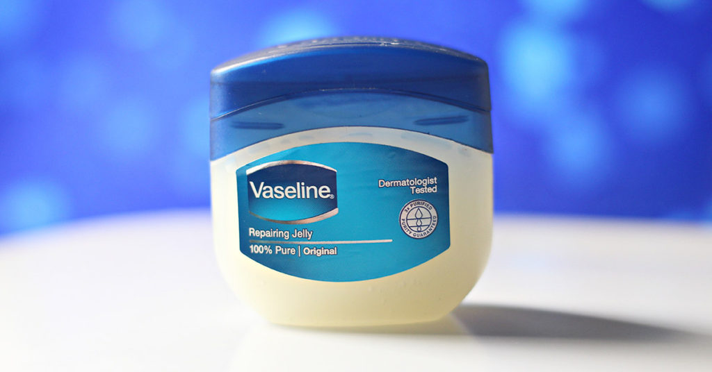 8 Brilliant Vaseline Hacks You’ve Never Heard Of - Featured image