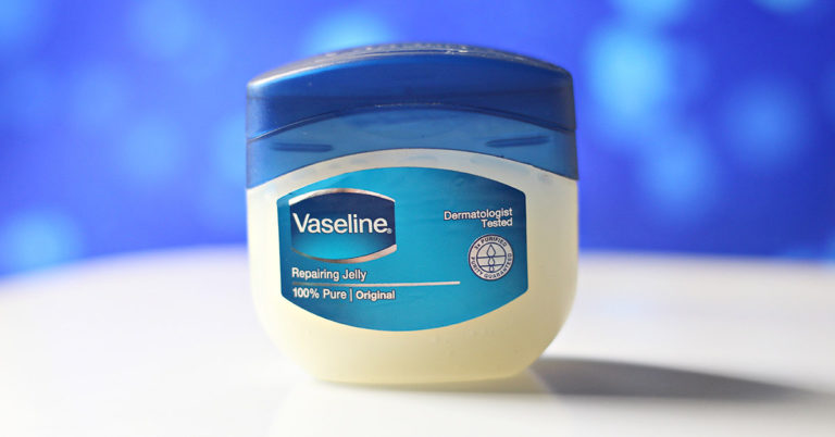 8 Brilliant Vaseline Hacks You’ve Never Heard Of - Featured image