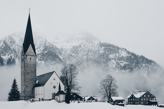Ice and snow outsiden