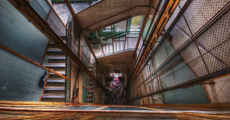 70+ of The Creepiest Photos from 2024 - Featured image