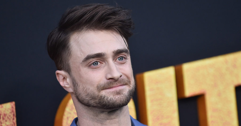 Daniel Radcliffe Reunites with Harry Potter Stunt Double Paralyzed on Set - Featured image