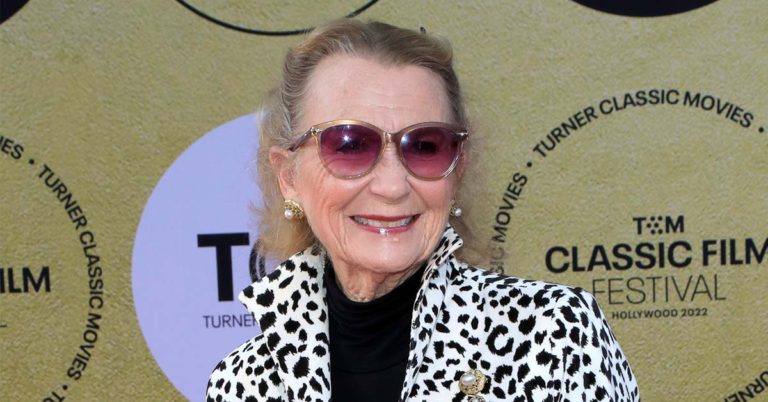 At 82, Juliet Mills and Her Much Younger Husband Prove That True Love Knows No Age - Featured image