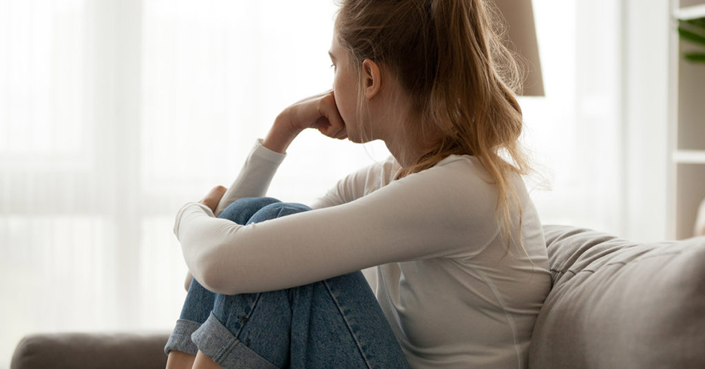 Top 3 Signs Someone May Cheat, According to a Relationship Specialist - Featured image