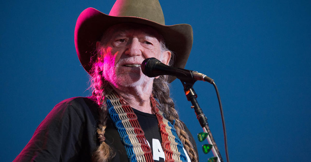 Willie Nelson’s Legacy Continues with His Son’s Powerful ‘Sound of Silence’ Performance - Featured image