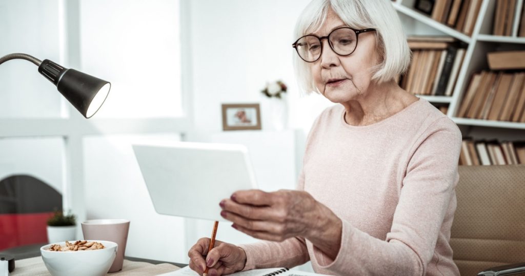 Never Stop Learning: 8 Examples of People Doing Amazing Things After 60 - Featured image