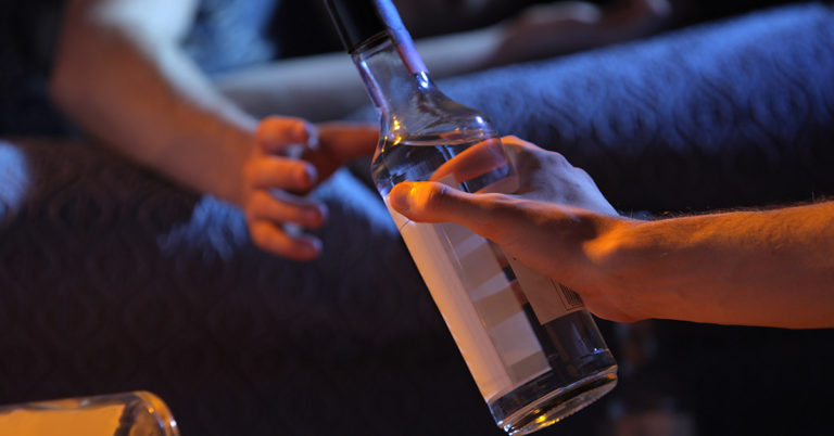 What’s the right approach when it comes to letting my teen drink alcohol—just a taste or nothing at all? - Featured image