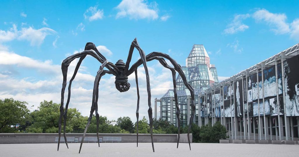 20 Breathtaking Statues from Around the Globe - Featured image