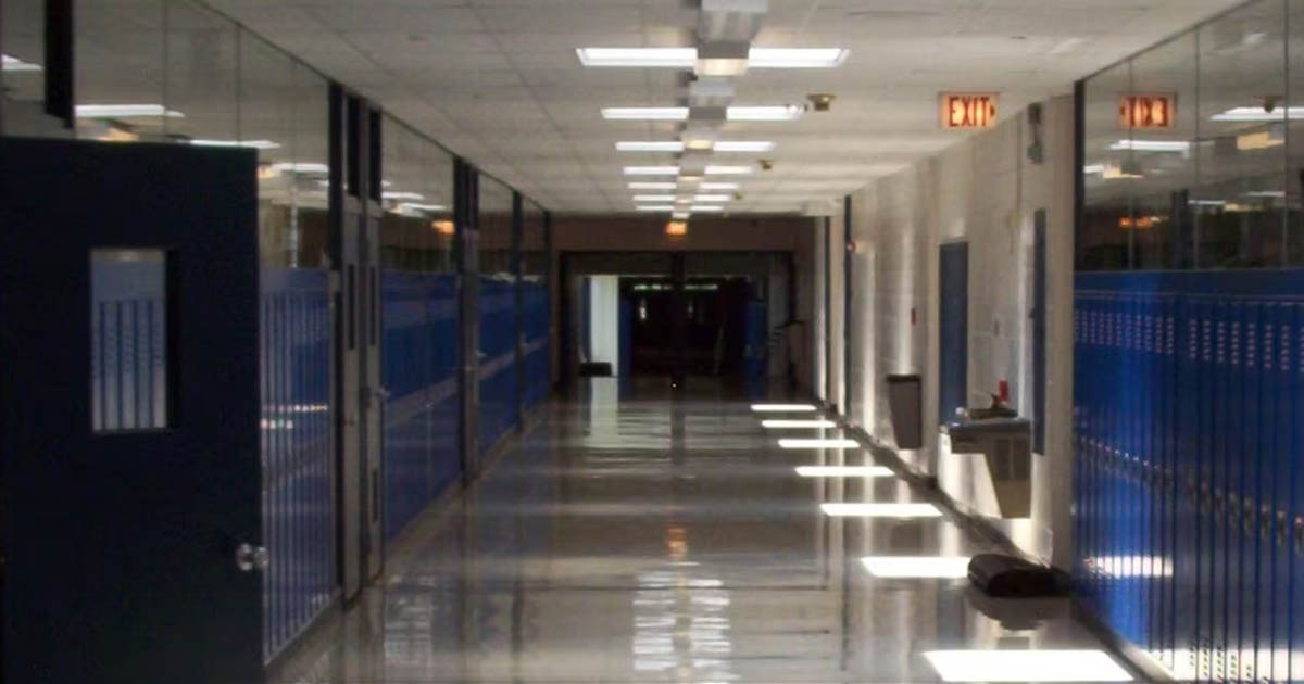 Student Sues School After Graduating With 3.4 GPA But Unable to Read