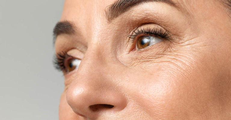 Ladies, These Are the Details Men Can’t Help but Notice at Any Age - Featured image