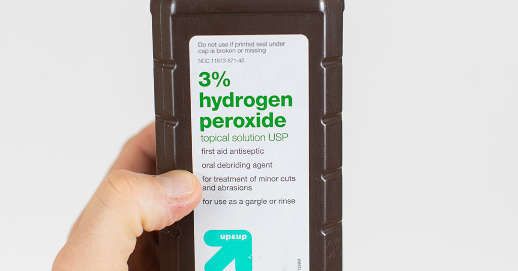 How to Use Hydrogen Peroxide to Enhance Plant Growth - Featured image