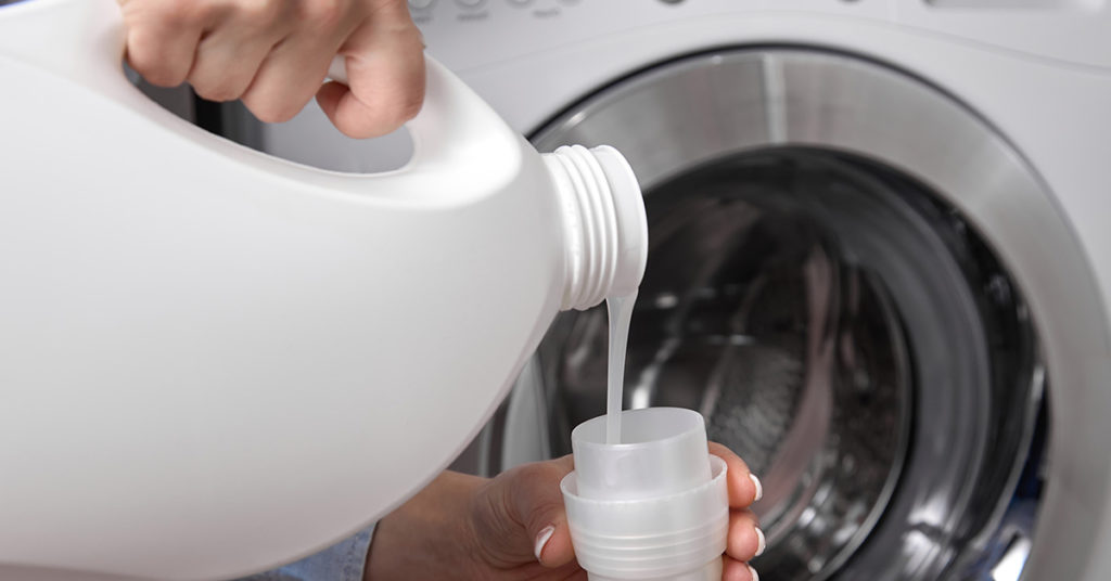 Viral Detergent Tip Leaves People Wondering If They’re Washing Clothes the Right Way - Featured image