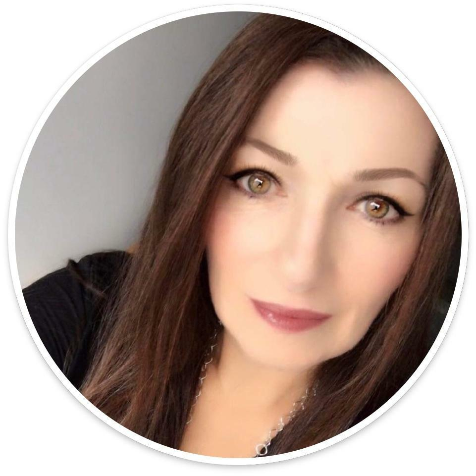 My 60 Something Year Old Aunt Discovered Filters And Promptly Lost Her Nose