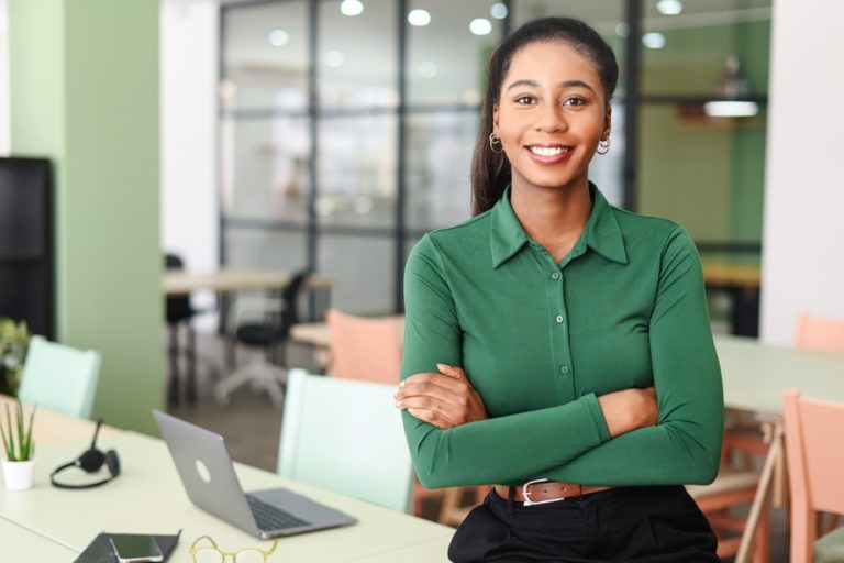 10 Career Risks Worth Taking & 10 That Aren’t - Featured image