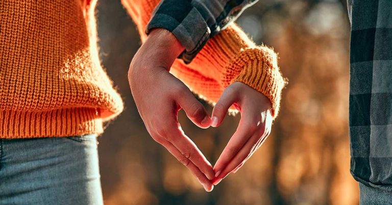 What’s the Ideal Age Gap for a Lasting Relationship? - Featured image