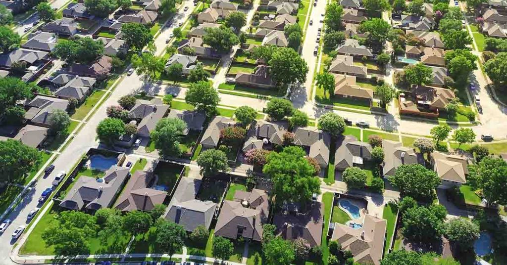 10 Things About Your House That Might Be Annoying Your Neighbors - Featured image