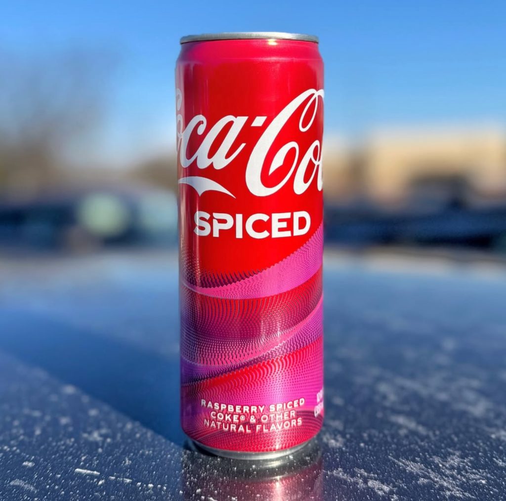 Coca-cola spiced flavour can