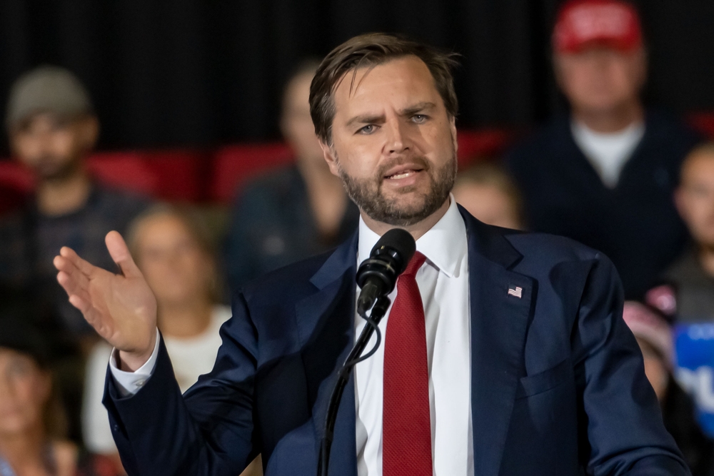 Atlanta, Georgia, USA—4th Nov, 2024. Ohio Senator JD Vance speaks at the Vice-Presidential Nominee’s election rally in Atlanta, Georgia, one day before Trump-Vance's victory in the elections.