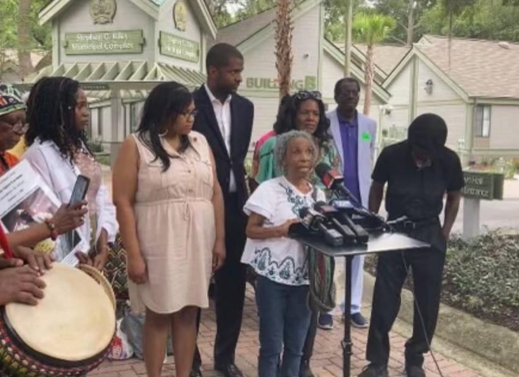 Community support for Josephine Wright