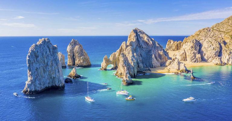 25 of The Most Romantic Destinations On The Planet - Featured image