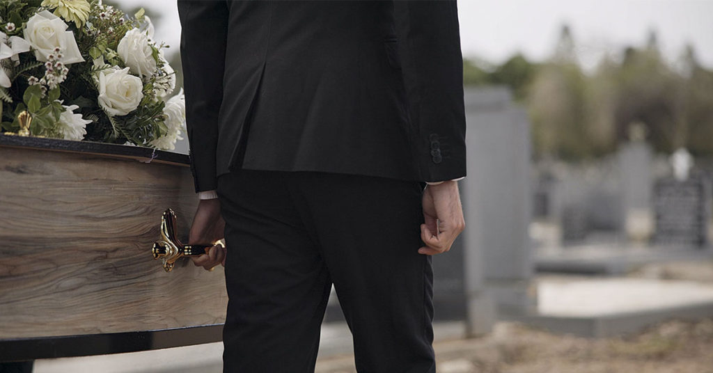 When the Deceased Have No Family, Teen Pallbearers Provide a Final Act of Respect - Featured image